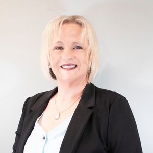 Meet your Posher, Bev